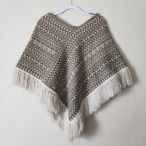 Vintage Poncho 1970 southwestern Geo tribal blanket tapestry fringe Hem boho